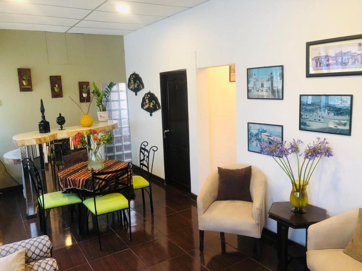 Hostal Villa 97 Guayaquil Exterior foto
